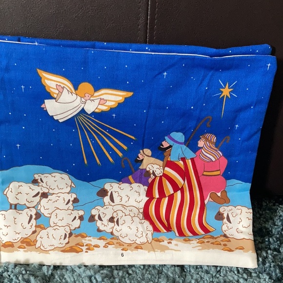 Fabric Book - “Follow The Star” - Picture 6 of 9